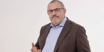 «Очереди Надеждина» у входа в историю