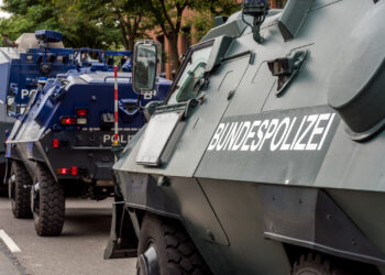 В Берлине охотятся на террористов-пенсионеров