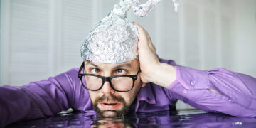 Как вырвать друзей из лап рептилоидов?