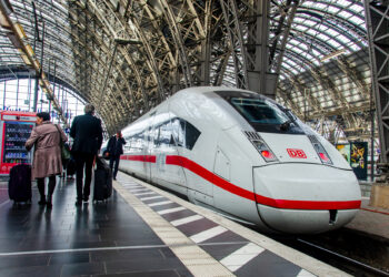 Деньги для Украины: сколько, на что и куда конкретно