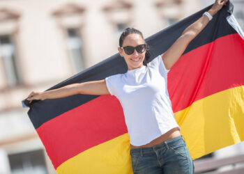 Новые граждане Германии в среднем на 15 лет моложе остальных