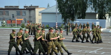 Москва пытается заманить на войну российских немцев