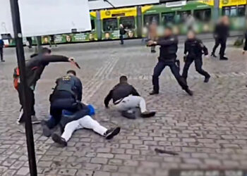 Нож в спину немецкой демократии