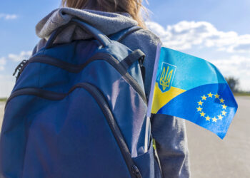 Украинские беженцы останутся в ЕС до 2026