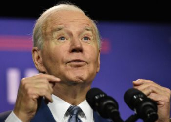 Спасти пожилого джентльмена