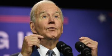 Спасти пожилого джентльмена