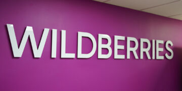 «Дикую ягоду»  рвут все вместе