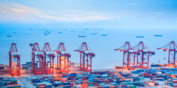 Китай готовится к долгой изоляции