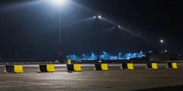 Почему канцлеру Шольцу не дали встретиться с освобожденными заложниками?