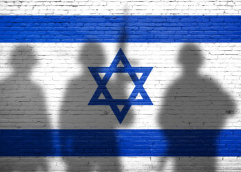 Ошеломлены  и обезглавлены