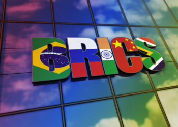 Большая Медведица отслужила  в московском цирке