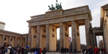 Как легко стать в Берлине нелегалом