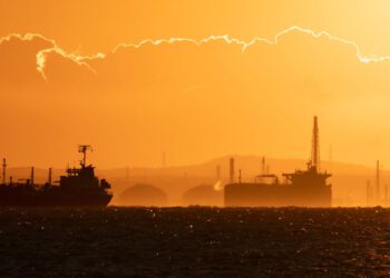 ВОЙНА ЗАКОНЧИТСЯ ВМЕСТЕ С НЕФТЬЮ