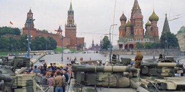 АВГУСТ В РОССИИ