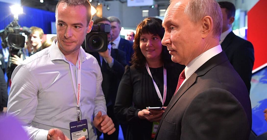 СЛЕДЫ ИЗ ЛУВРА ВЕДУТ В МОСКВУ