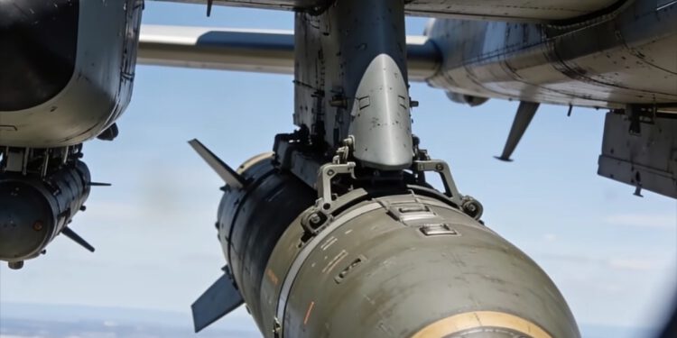 Небо над Ираном опять полно угрозой